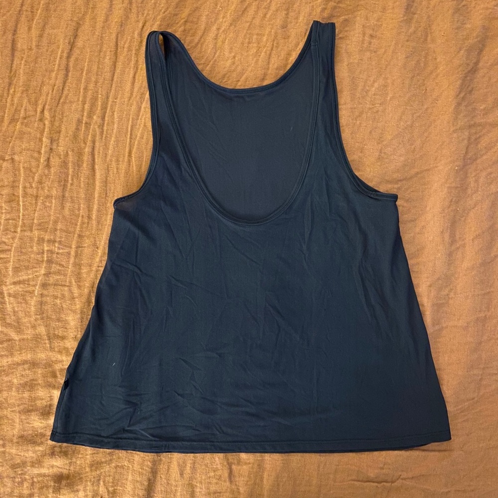 Black lululemon size 4 tank top